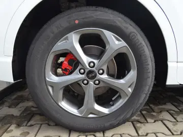 Ford KugaST-Line X 1.5L 186 CP A8