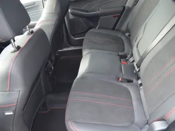 Ford KugaST-Line X 1.5L 186 CP A8