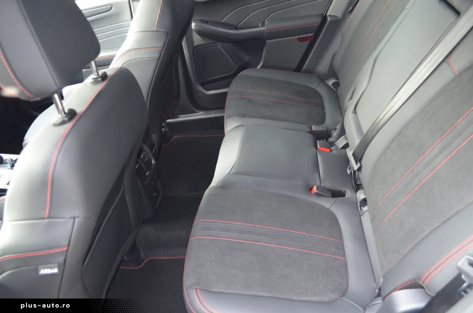 Ford KugaST-Line X 1.5L 186 CP A8