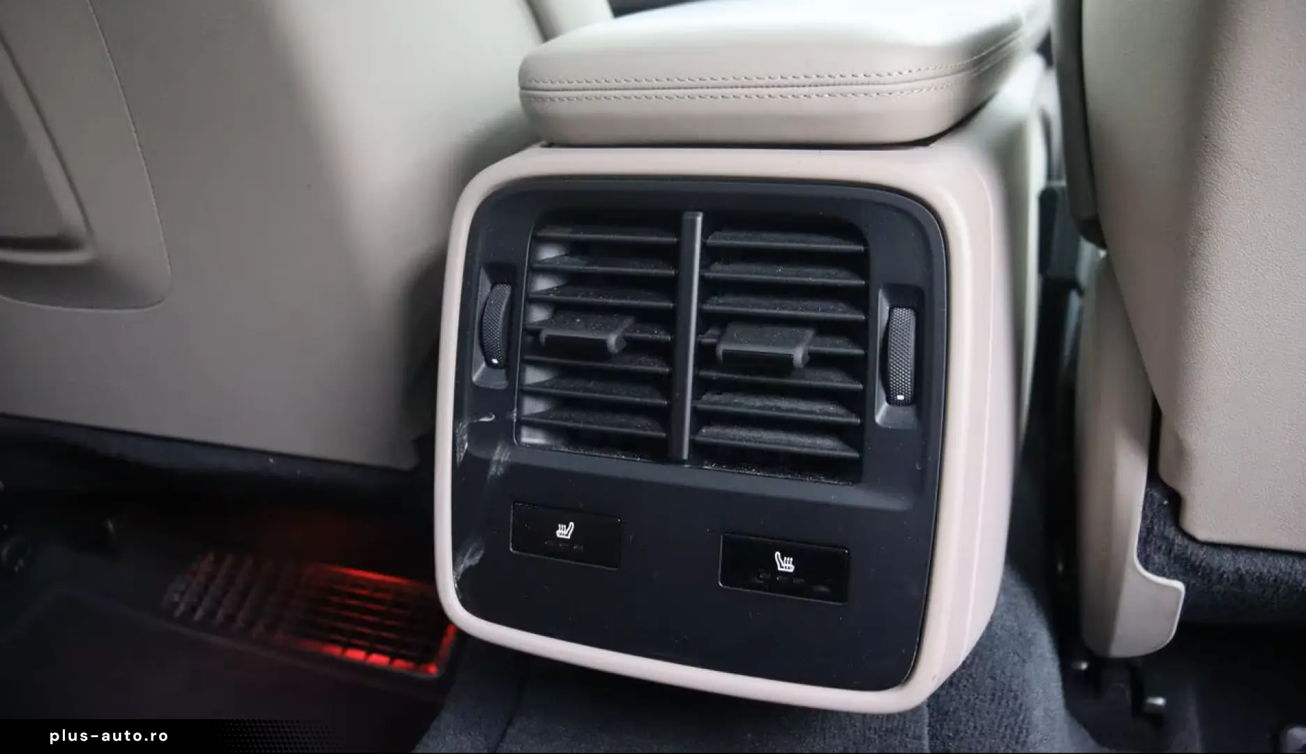 Porsche Taycan TURBO