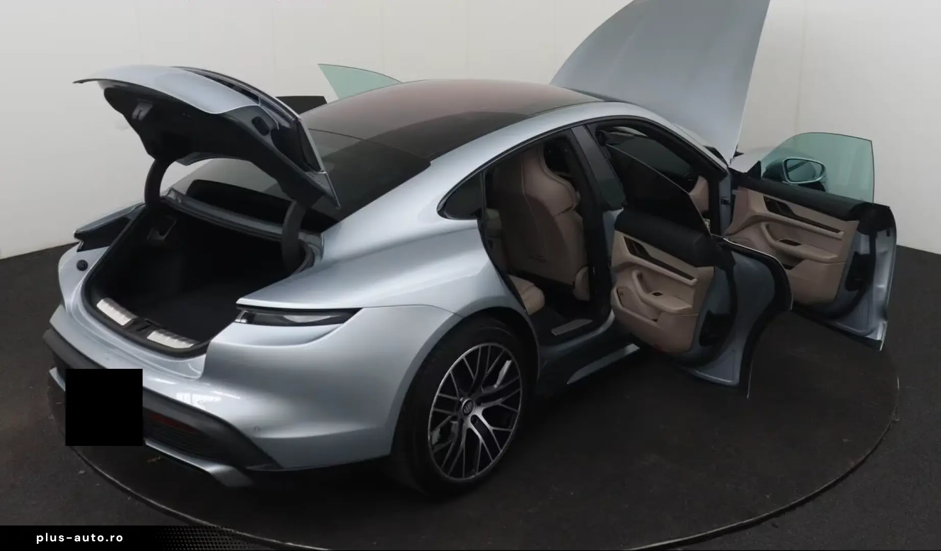 Porsche Taycan TURBO