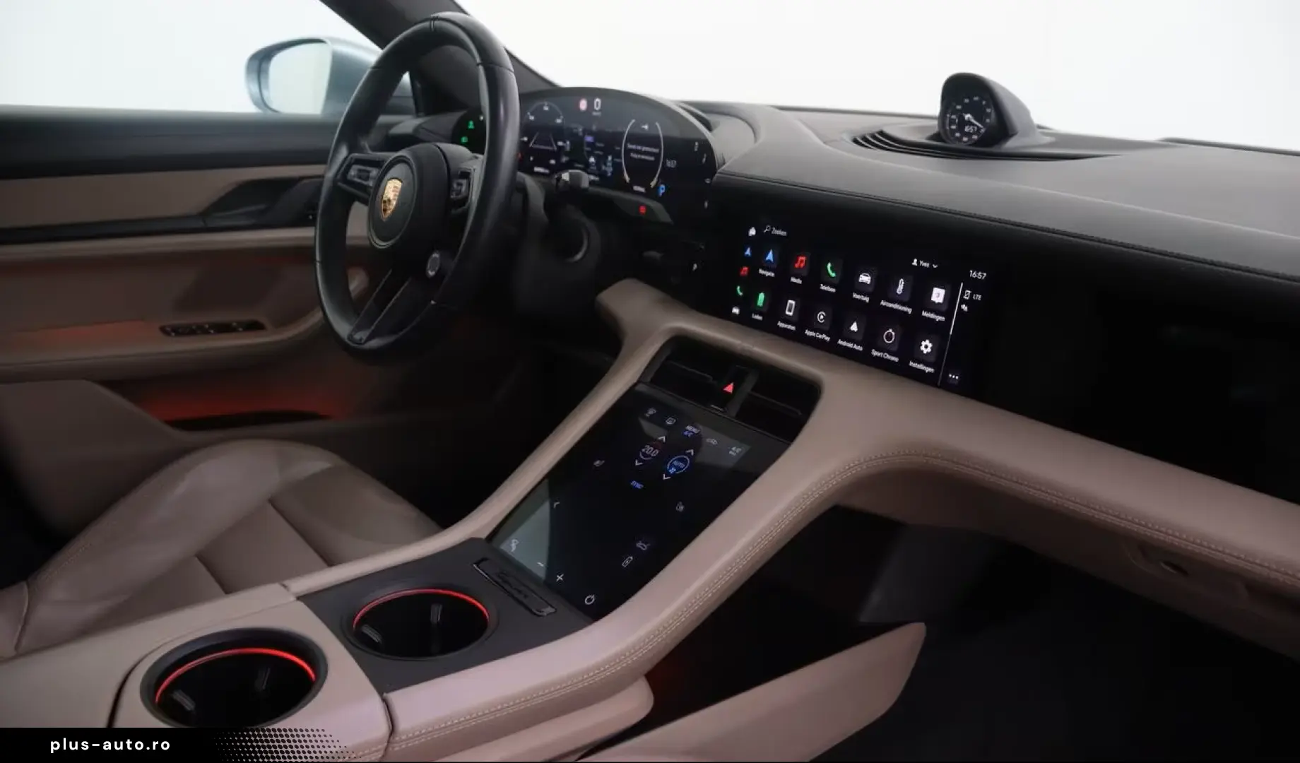 Porsche Taycan TURBO