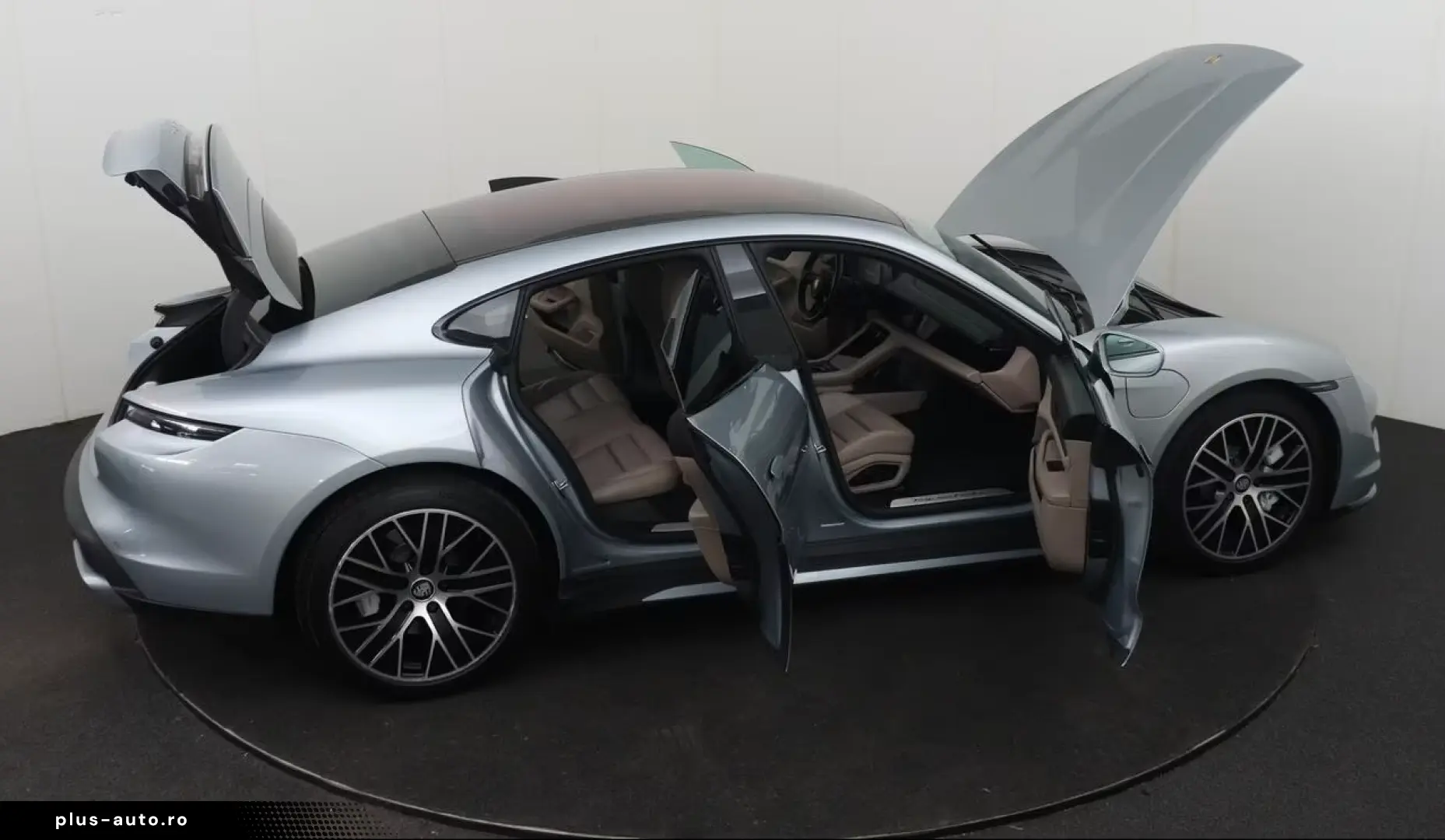 Porsche Taycan TURBO