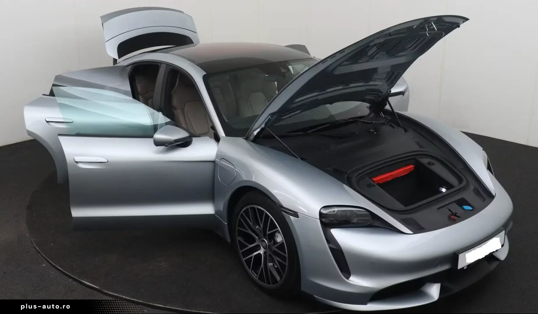 Porsche Taycan TURBO