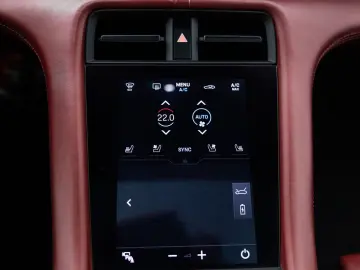 Porsche Taycan 4S Performance Plus