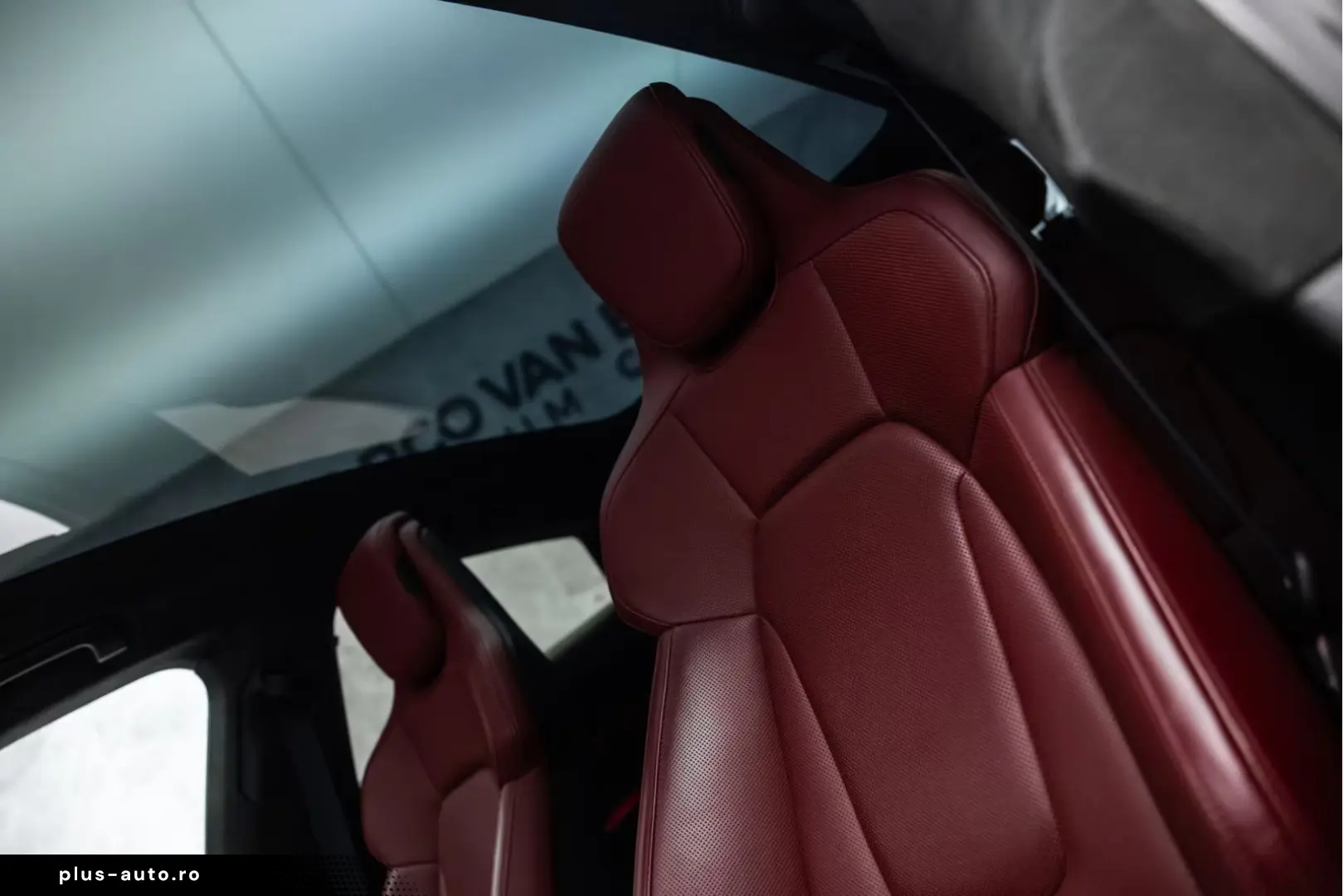 Porsche Taycan 4S Performance Plus