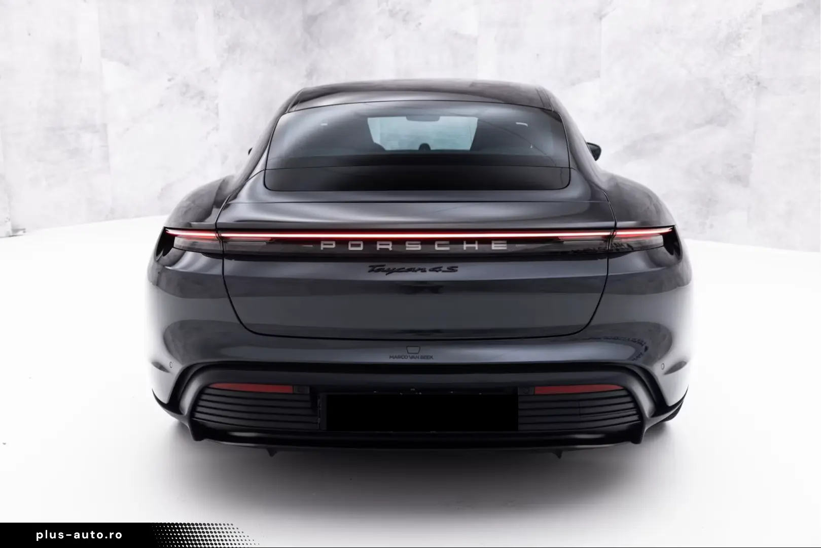 Porsche Taycan 4S Performance Plus