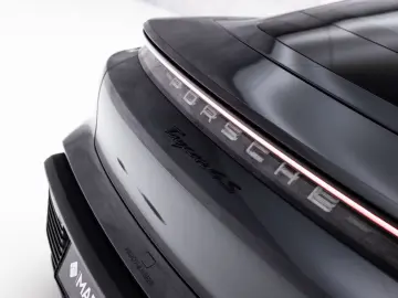 Porsche Taycan 4S Performance Plus