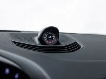 Porsche Taycan 4S Performance Plus