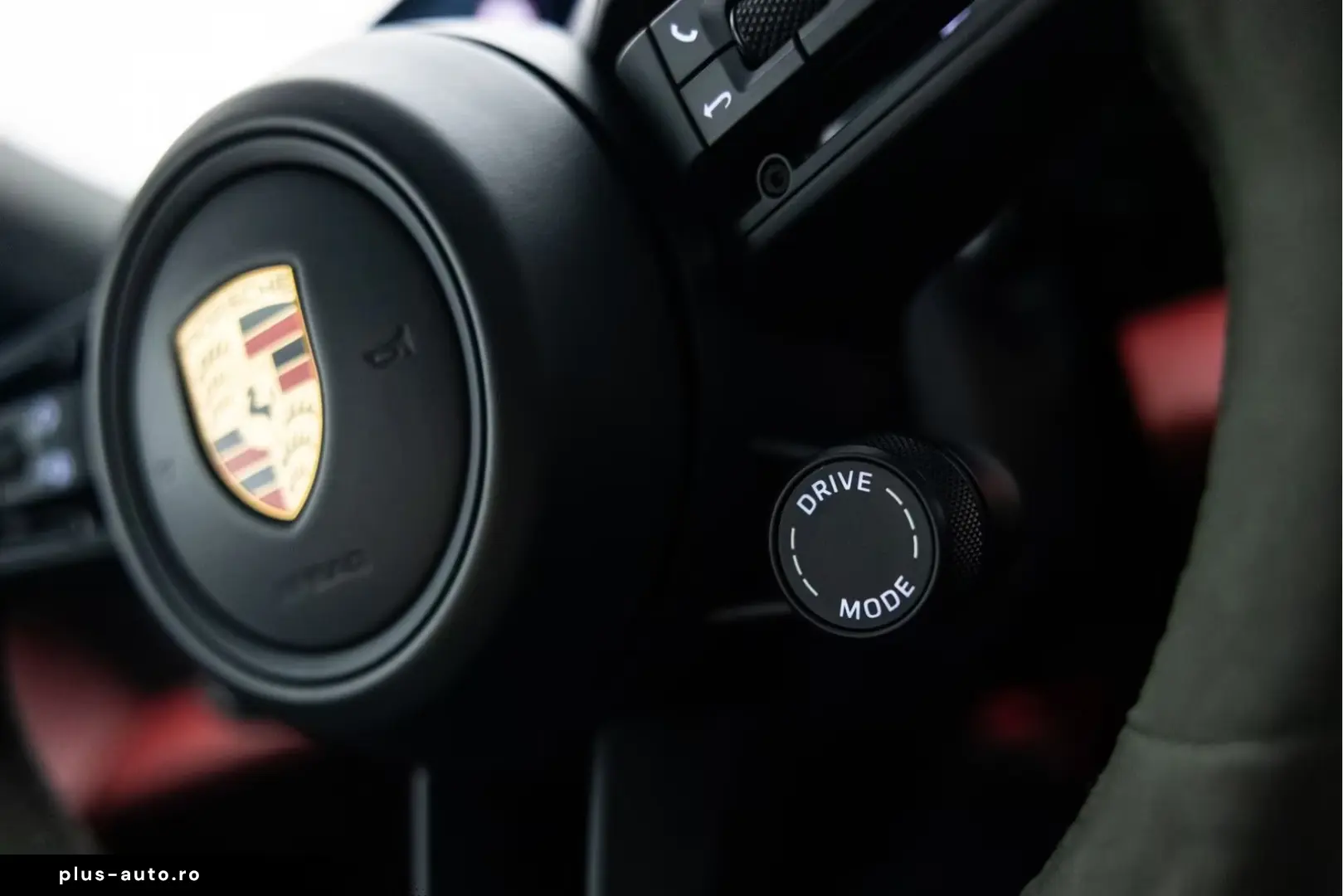 Porsche Taycan 4S Performance Plus