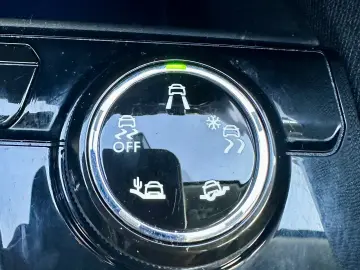 Peugeot 3008 conversie si distributia efectuat garantie rate