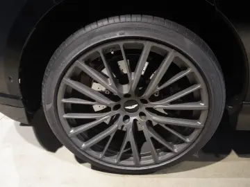 DBX 707 All in black  Carbon Pack