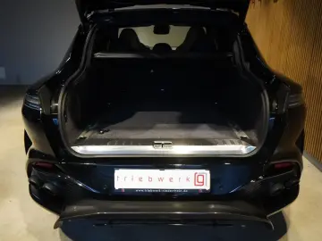 DBX 707 All in black  Carbon Pack