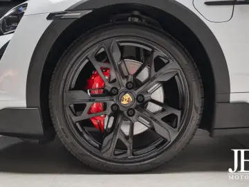 Porsche Taycan Cross Turismo 4S Panorama 360