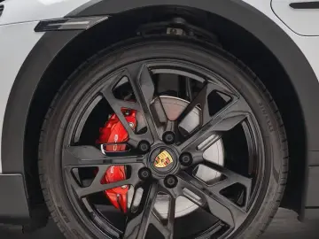 Porsche Taycan Cross Turismo 4S Panorama 360