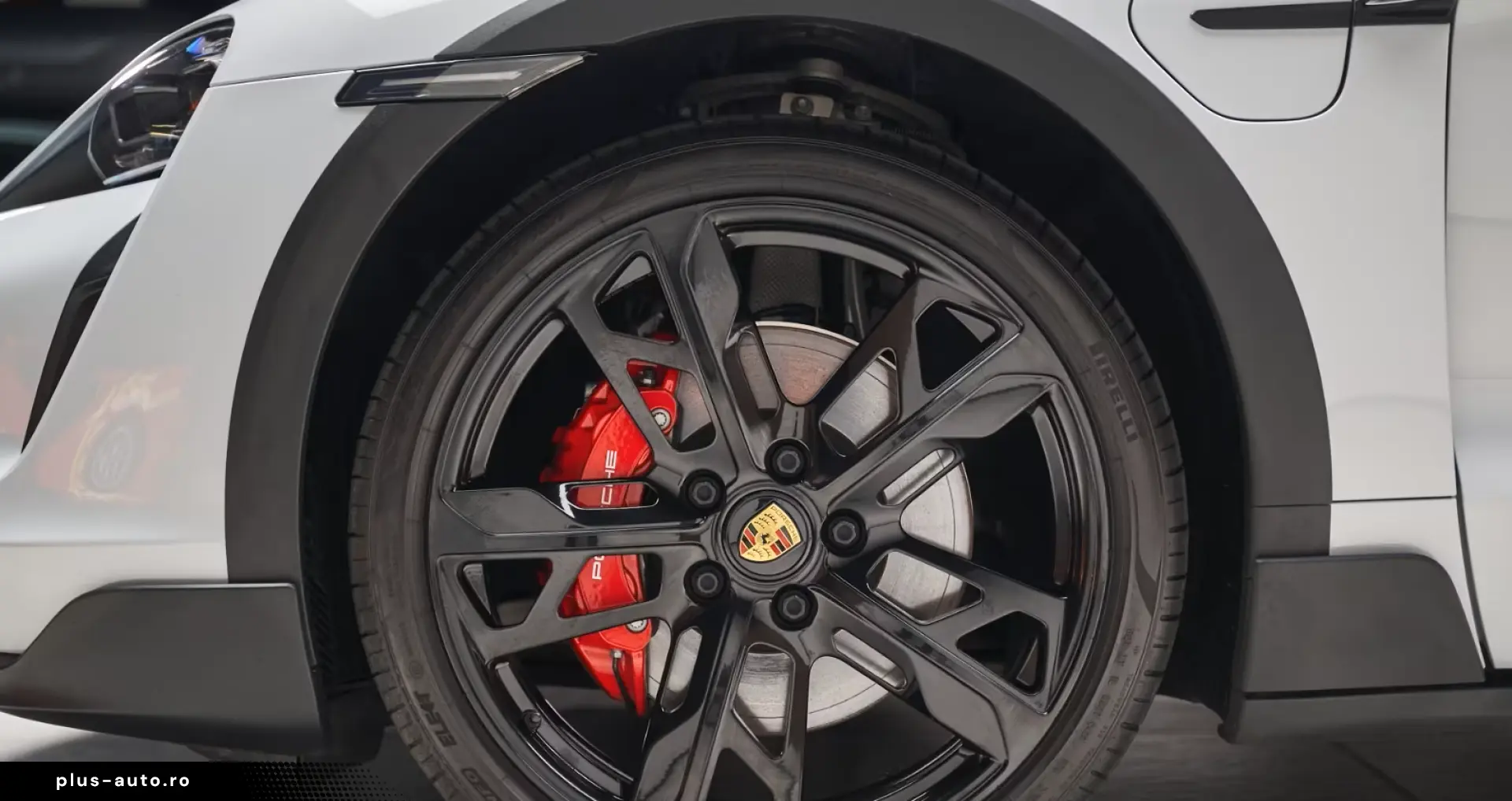 Porsche Taycan Cross Turismo 4S Panorama 360