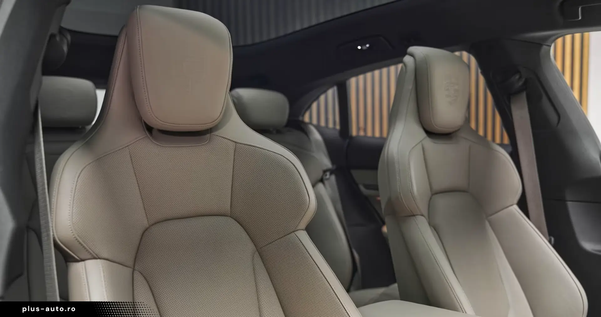 Porsche Taycan Cross Turismo 4S Panorama 360