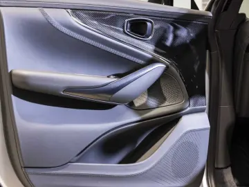 DBX 707 -Lightning Silver-