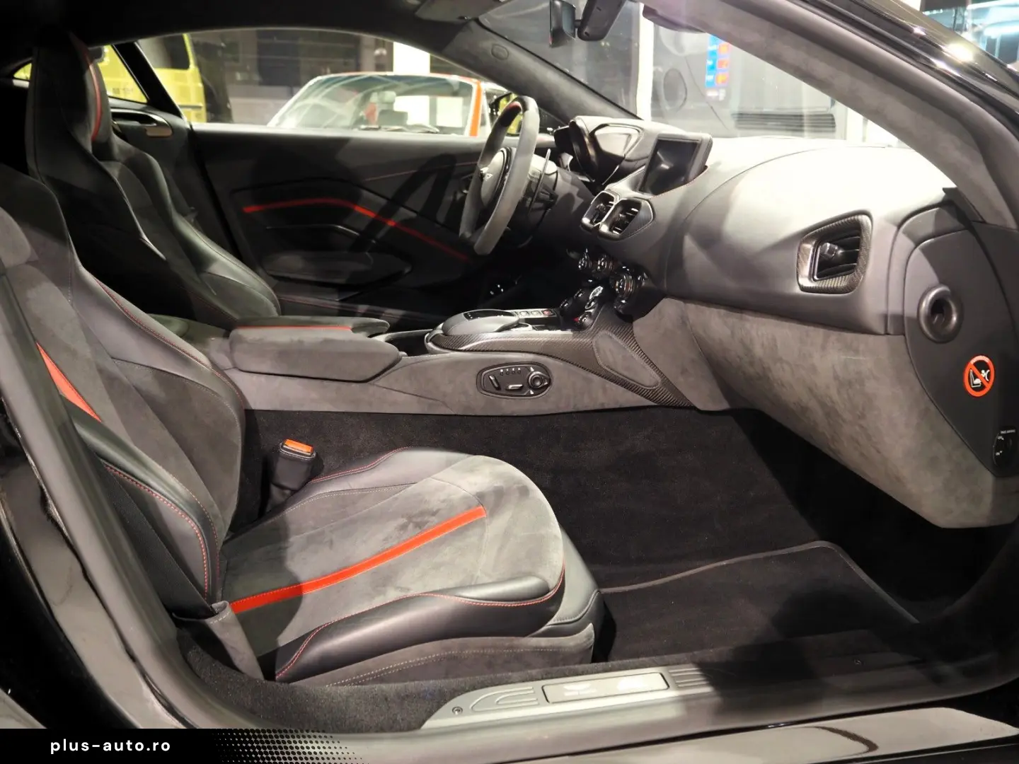 V8 Vantage F1 Edition CeramicBrakes Carbon Alcan