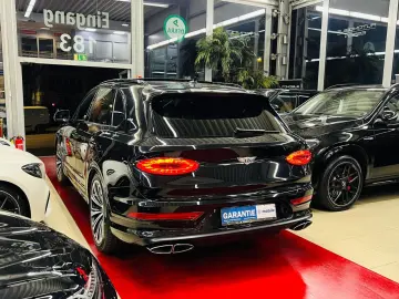 Bentayga 4.0 V8 Mulliner First Edition PANORAMA