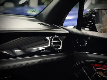 Bentayga 4.0 V8 Mulliner First Edition PANORAMA