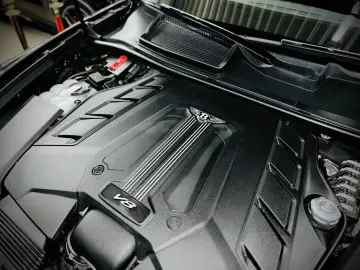 Bentayga 4.0 V8 Mulliner First Edition PANORAMA