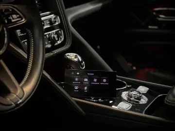 Bentayga 4.0 V8 Mulliner First Edition PANORAMA