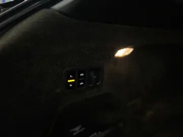 Bentayga 4.0 V8 Mulliner First Edition PANORAMA