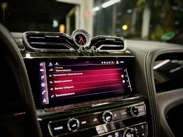 Bentayga 4.0 V8 Mulliner First Edition PANORAMA