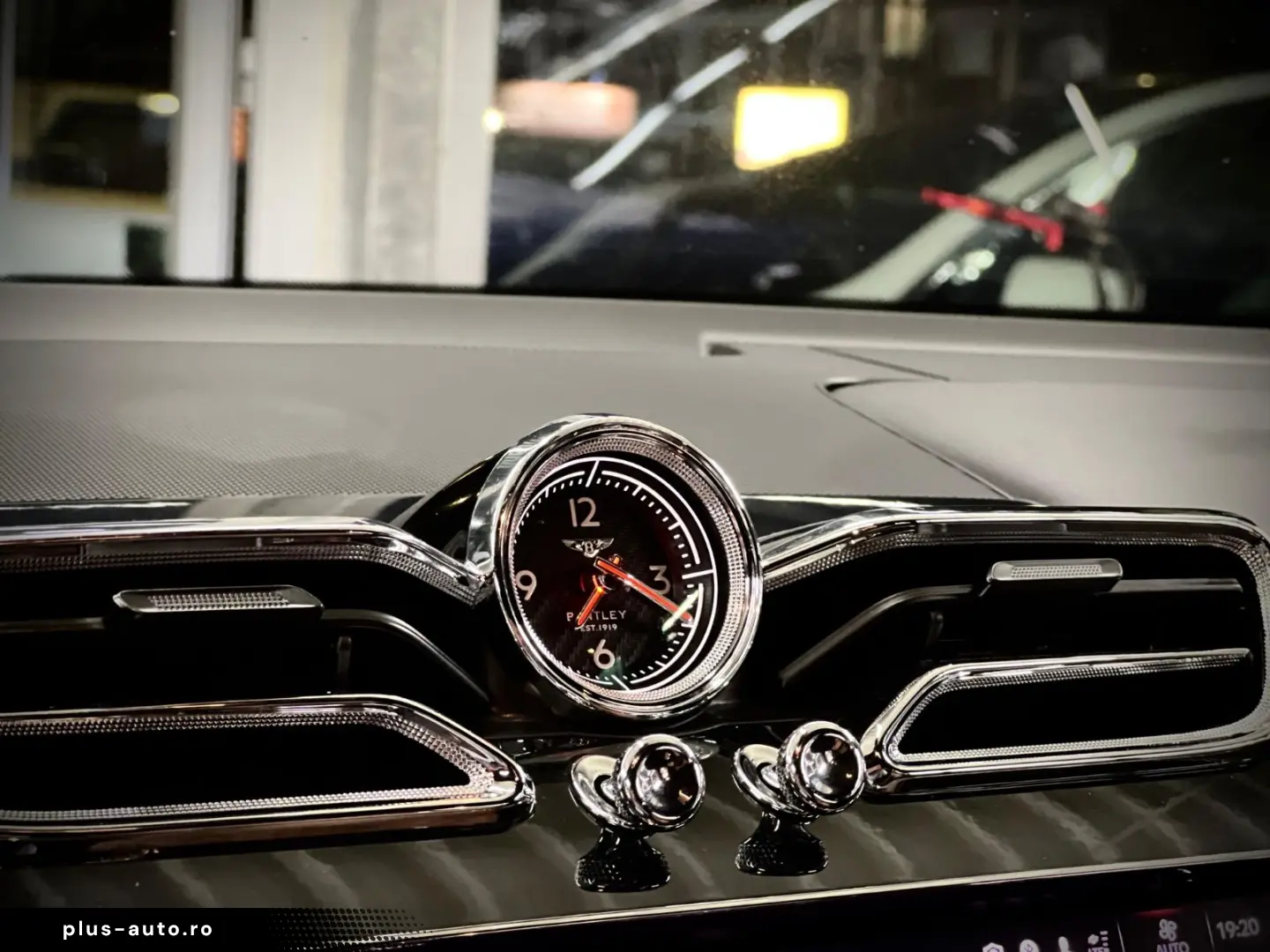 Bentayga 4.0 V8 Mulliner First Edition PANORAMA