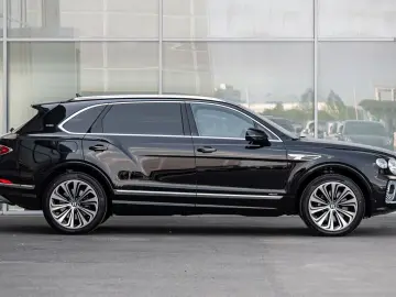Bentayga 4.0 V8 EWB Azure 4WD Autom.
