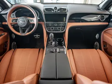 Bentayga 4.0 V8 EWB Azure 4WD Autom.