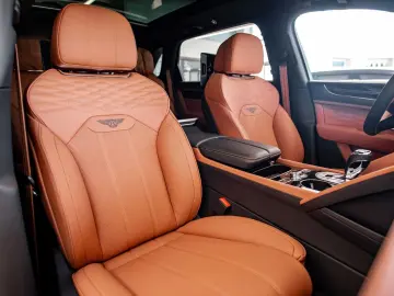 Bentayga 4.0 V8 EWB Azure 4WD Autom.