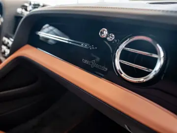 Bentayga 4.0 V8 EWB Azure 4WD Autom.