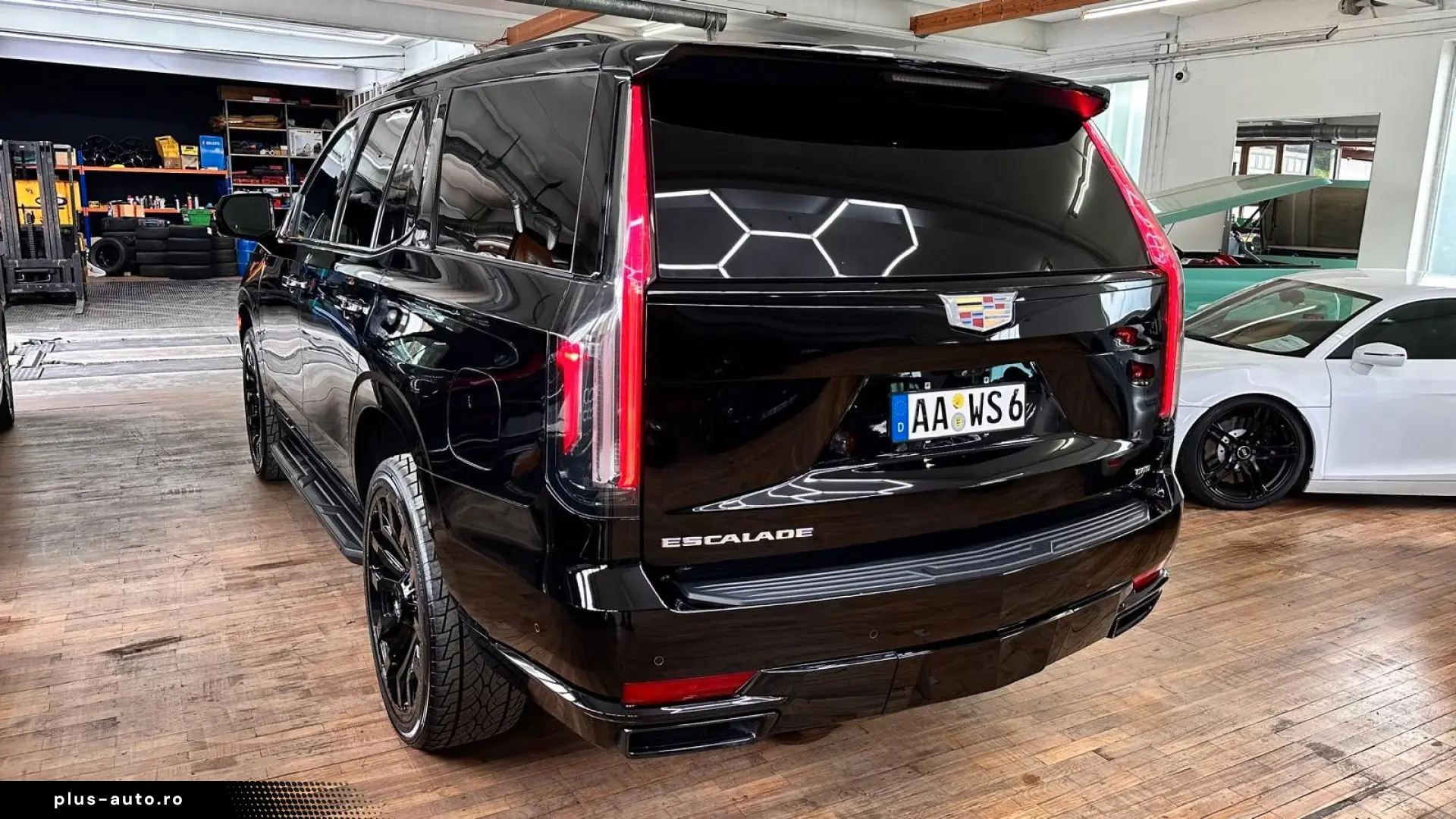 Escalade GMT EU6 6.2 V8 Sport Black Black