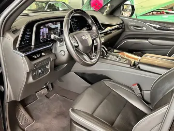 Escalade GMT EU6 6.2 V8 Sport Black Black