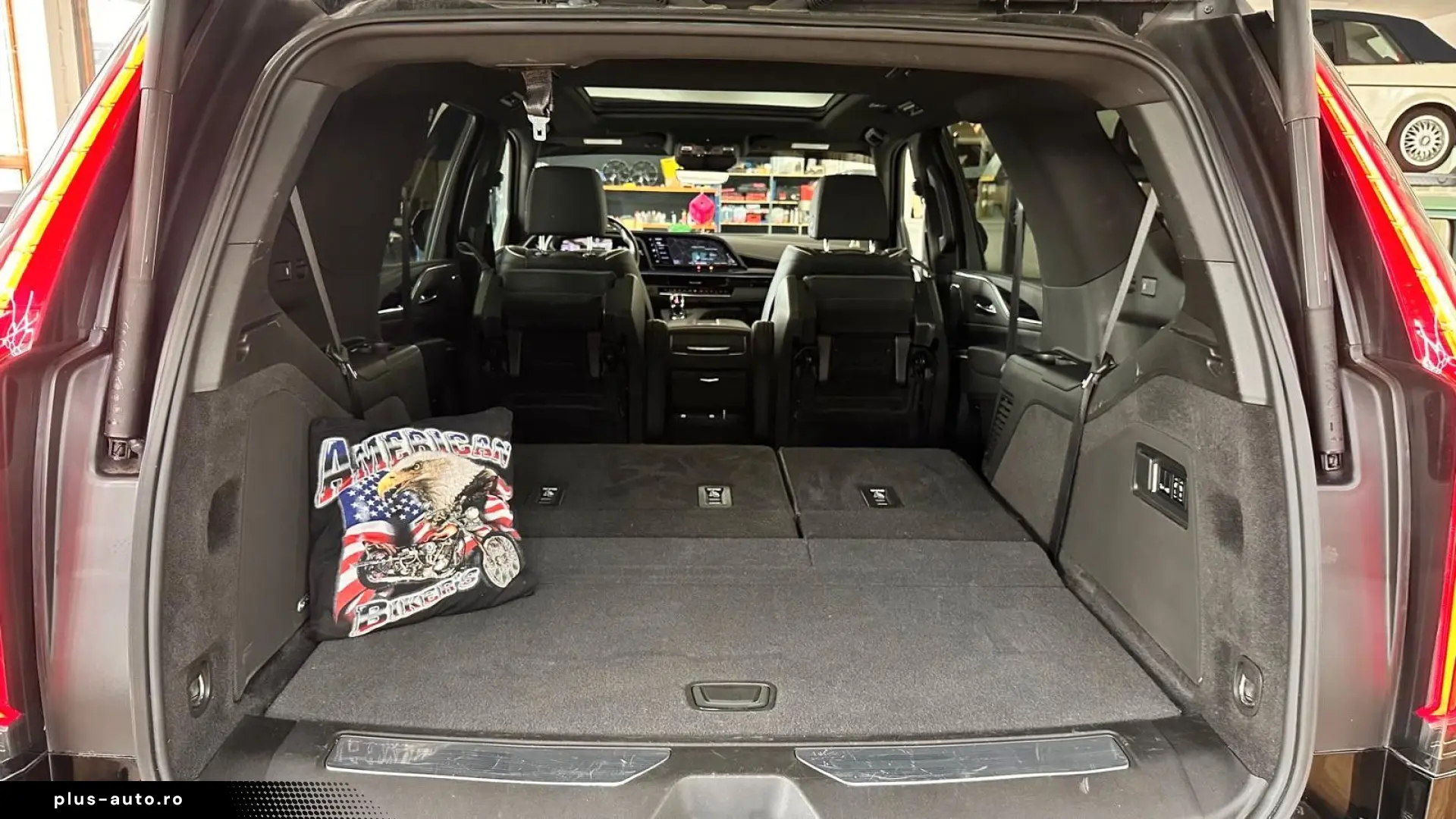 Escalade GMT EU6 6.2 V8 Sport Black Black