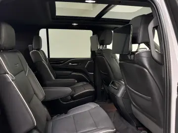 ESCALADE ESV SPORT 6.2 V8