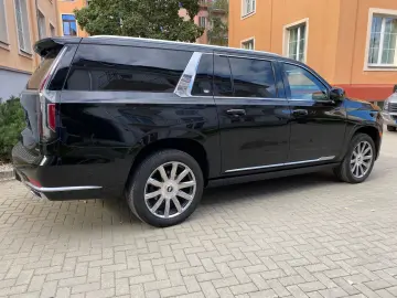 Escalade ESV 4WD V8 Premium Platinum