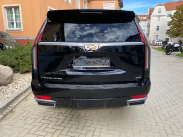 Escalade ESV 4WD V8 Premium Platinum