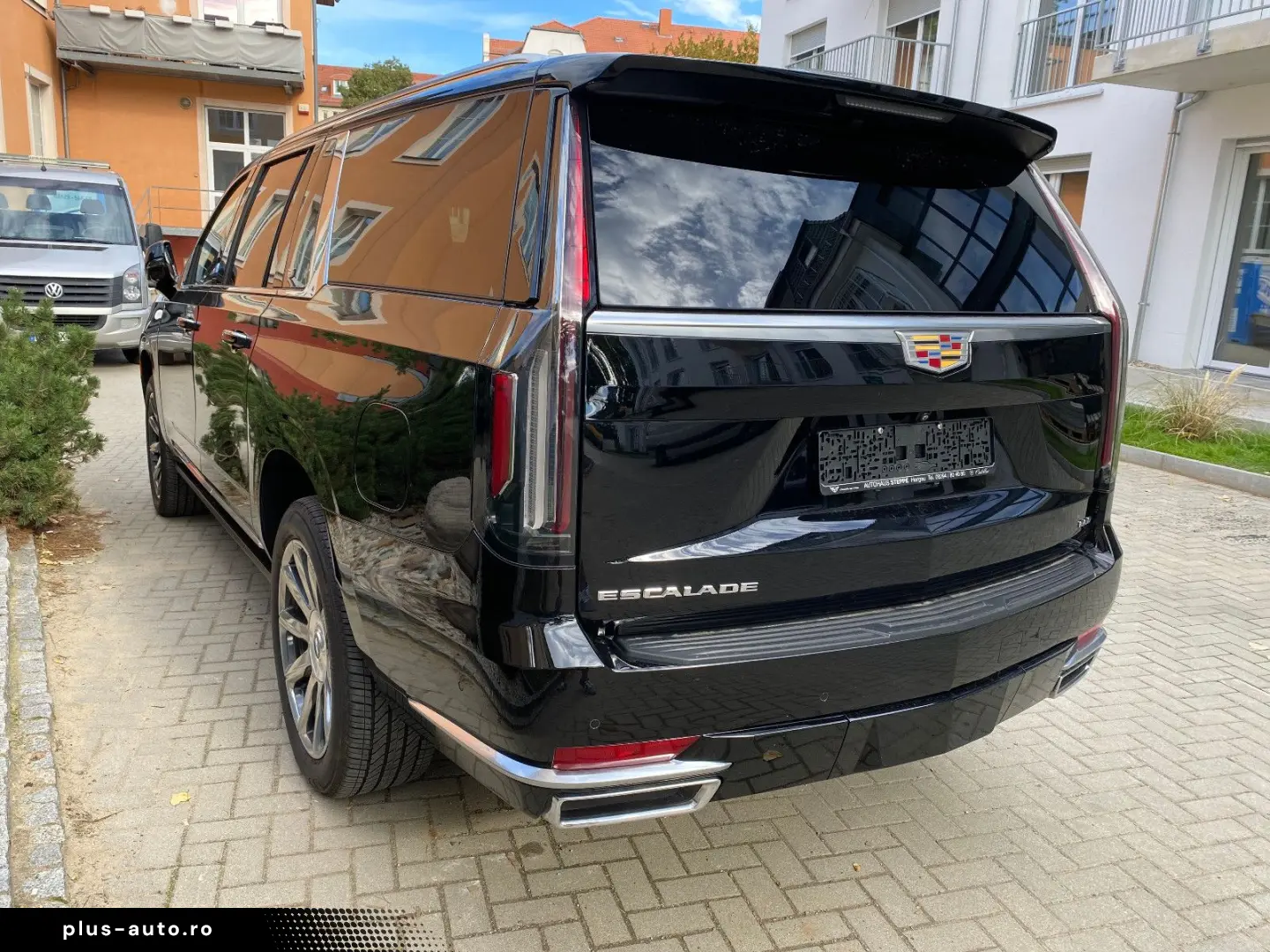 Escalade ESV 4WD V8 Premium Platinum