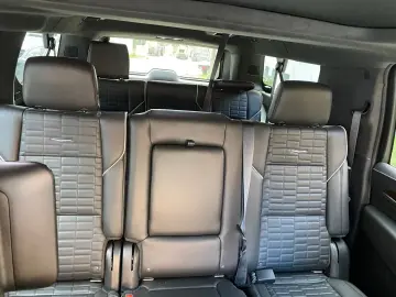 Escalade ESV 4WD V8 Premium Platinum