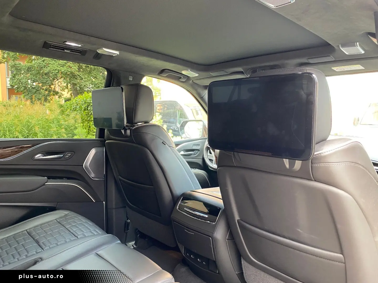 Escalade ESV 4WD V8 Premium Platinum