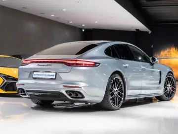 Panamera GTS SPORT-DESIGN BOSE LUFTFEDER. HUD