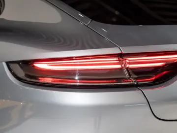 Panamera GTS SPORT-DESIGN BOSE LUFTFEDER. HUD