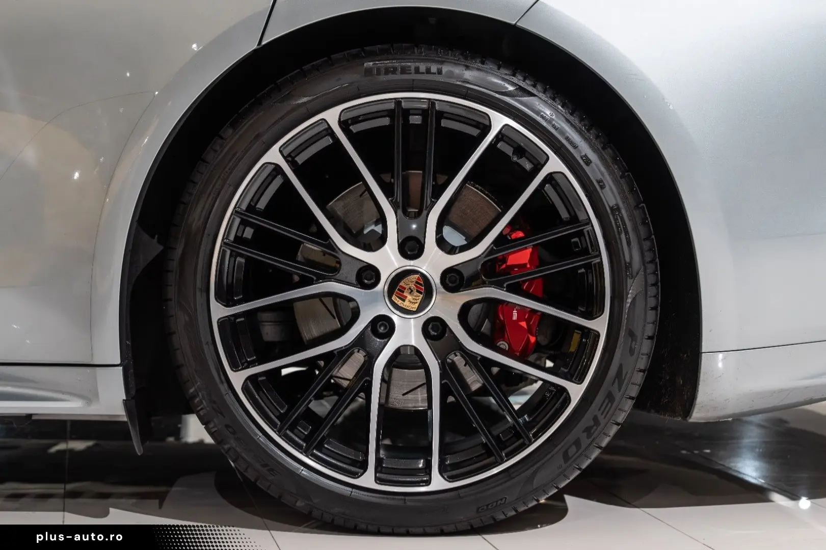 Panamera GTS SPORT-DESIGN BOSE LUFTFEDER. HUD