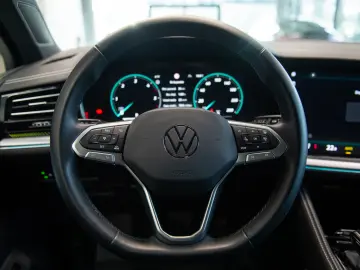 Volkswagen Touareg Elegance V6 TDI 4MOTION
