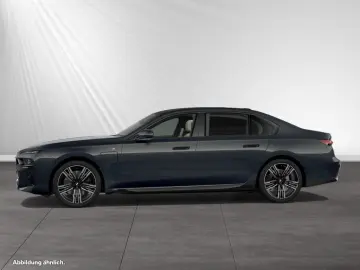 750e xDrive M Sport Pro SkyLounge PA-Prof.
