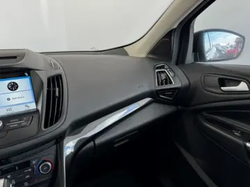 FORD KUGA 2.0 TDCi 180CP Titanium 4WD