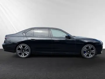 750e xDrive M Sport SkyLounge DA-Prof. PA-Prof.